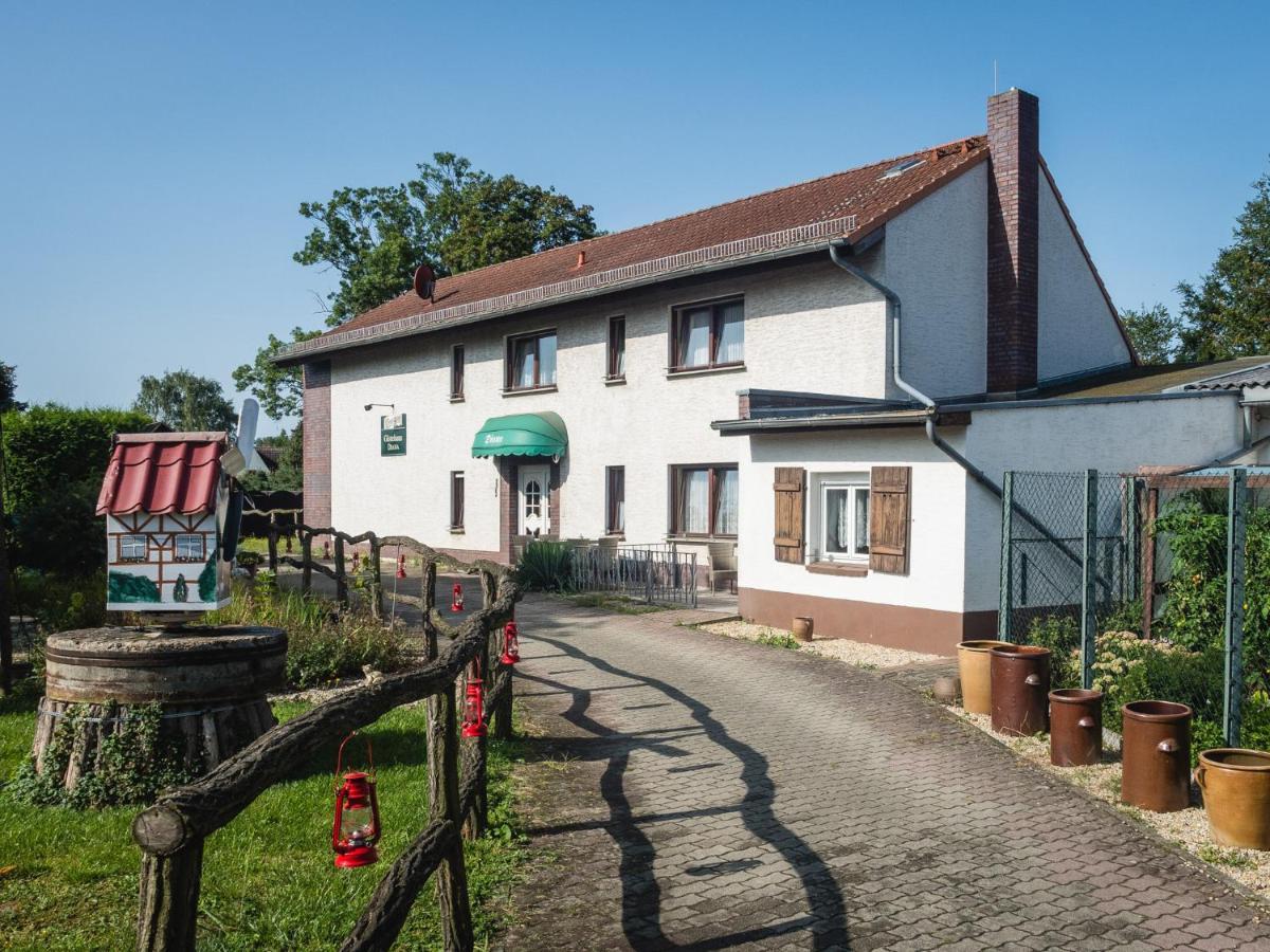 Gasthaus Stuckatz Dollenchen Exteriör bild